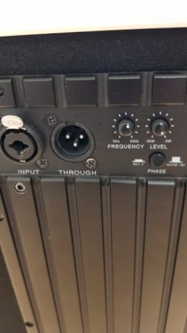 BOSE aktivni subwoofer