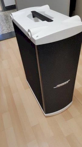 BOSE aktivni subwoofer