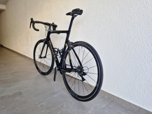 Bianchi Aria Ultegra R8000
