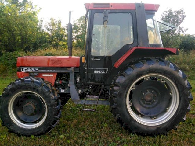 CASE INTERNATIONAL 856XL