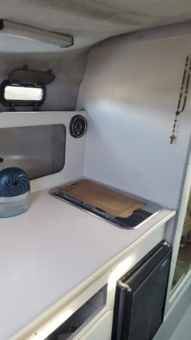 Chris-Craft gliser s Volvo Pentom KAD 44 260 KS