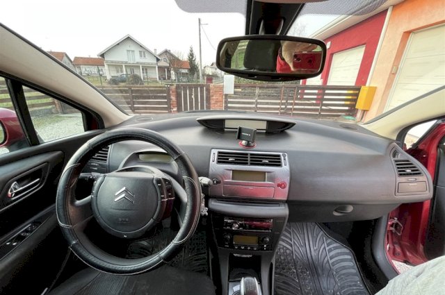 Citroen C4 1.6i 16v + plin
