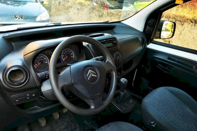 Citroen nemo 1,4 2011god klima