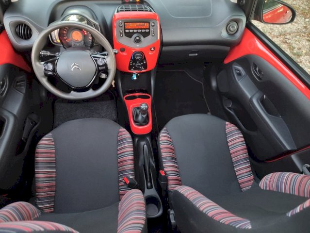 Citroën C1 1,0 VTi 68*Platneni krov*