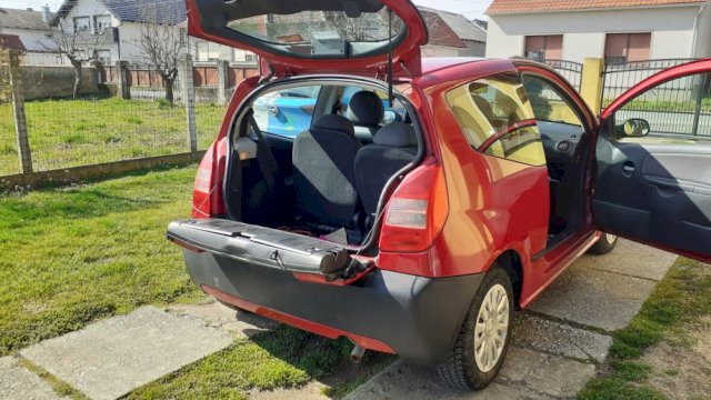 Citroën C2 1,4 i Reg. godinu dana 1.vlasnik, mog
