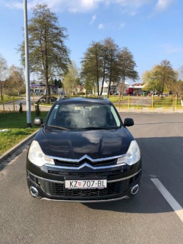 Citroën C-Crosser 2,4