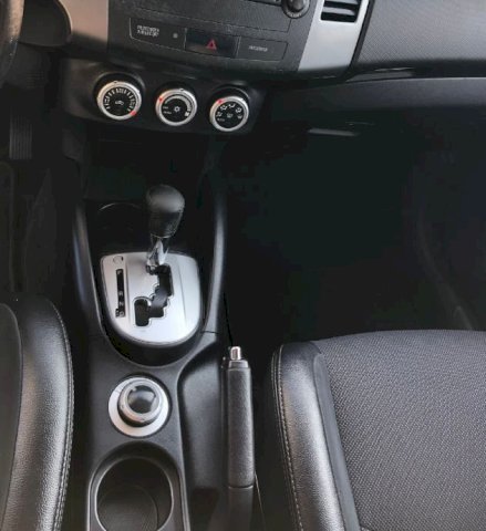 Citroën C-Crosser 2,4