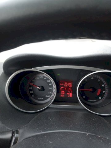 Citroën C-Crosser 2,4i plin automatik