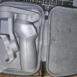 DJI OSMO MOBILE 3 COMBO