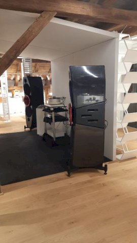 Dachorn Kron aktivni zvučnici