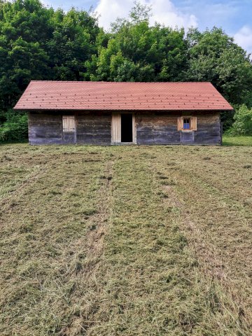 Drvena hrastova kuca