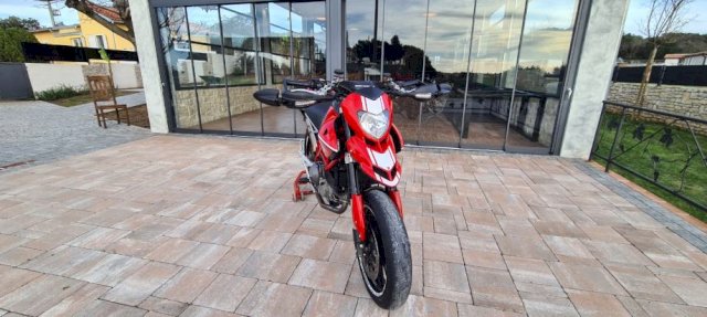 Ducati Hypermotard 1100 cm3, 2012 god.