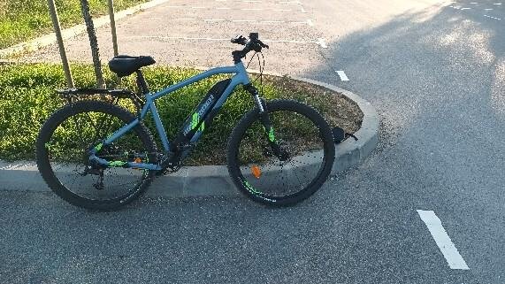 El bicikl Rockrider EST-100