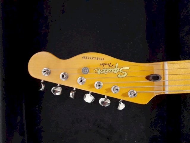 Fender Squier Telecaster Classic Vibe 50's + Kofe