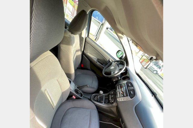 Fiat Bravo 1,6 JTD *registriran, klima, elek. pod
