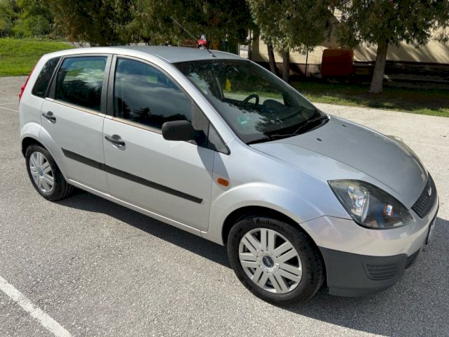 Ford Fiesta 1,4 16V 66kW 2009 109.000 km 1.vlasni