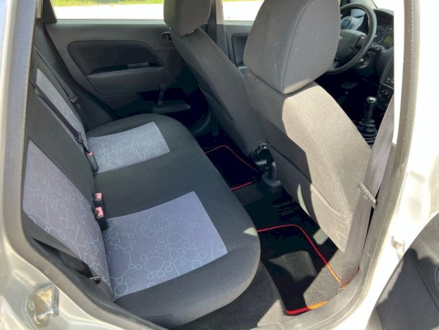 Ford Fiesta 1,4 16V 66kW 2009 109.000 km 1.vlasni