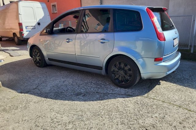 Ford Focus C-Max 2.0 TDCI Ghia reg godinu dana