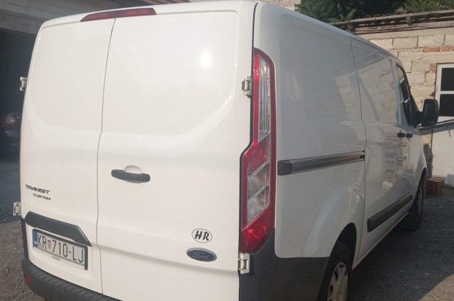 Ford transit custom 2.2tdci
