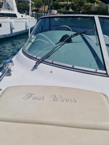 Four Winns 268 Vista