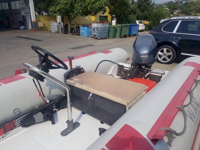 GUMENJAK OPEN 4,20m,YAMAHA 40ks