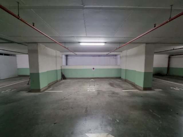 Garažno parkirno mjesto