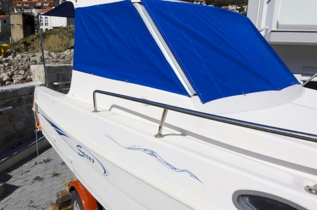 Gliser Saver Manta 600 cabin fisher sa Suzuki 140