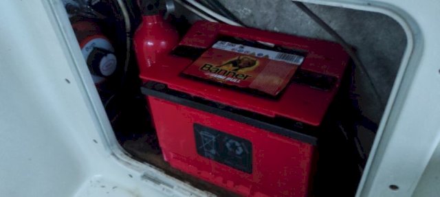 Gradac 5.80, sa dodatnom opremom, pomoćni motor