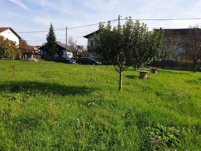 Građevinsko zemljište, Petrinja, 700 m2