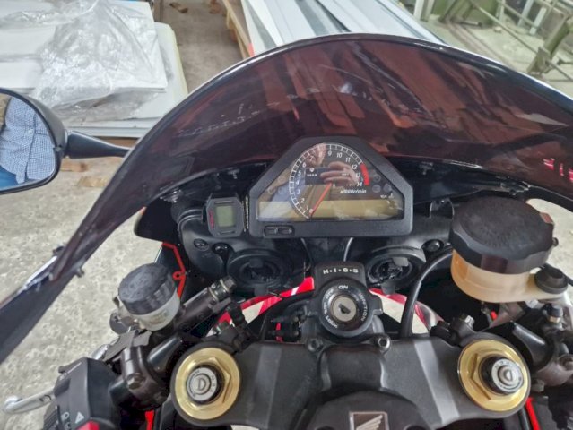 HONDA CBR 1000 RR 998 cm3, 2007 god.