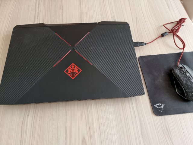 HP Omen 17