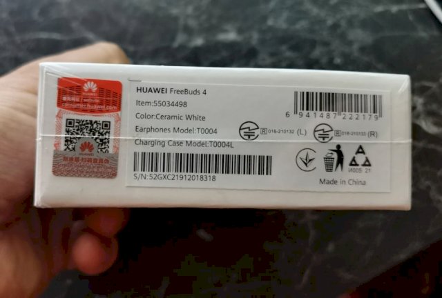 HUAWEI FreeBuds 4