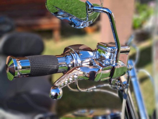 Harley Davidson Deluxe 1584 cm3, 2011 god.