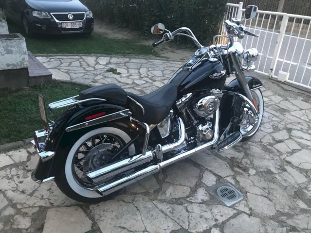 Harley Davidson Softail Deluxe