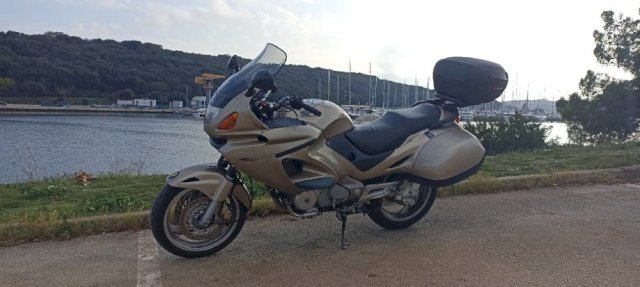 Honda Deauville NT 650, 2004 god.