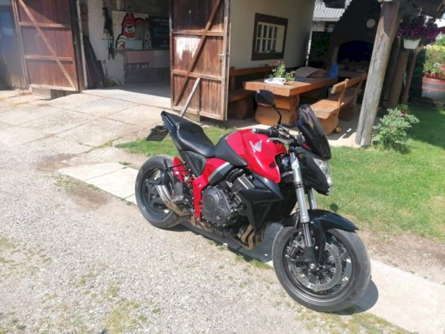 Honda Honda CB1000R 1000 cm3, 2010 god.
