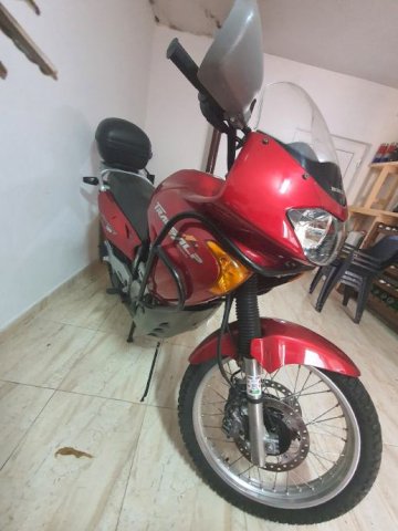 Honda Transalp 650 cm3, 2000 god.