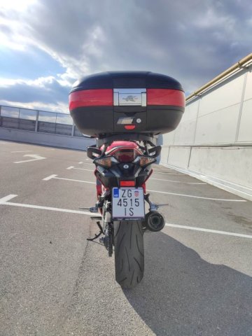 Honda VFR 800 F 2015 789 cm3, 2015 god.