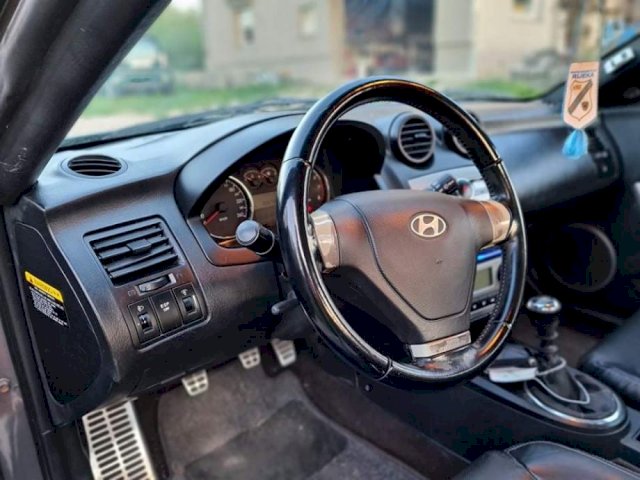 **Hyundai Coupe 2,7 V6**