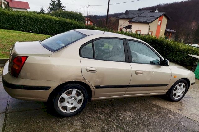 Hyundai Elantra 2.0 CRDI