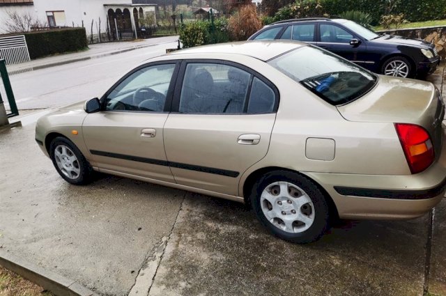 Hyundai Elantra 2.0 CRDI
