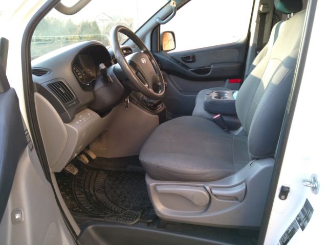 Hyundai H-1 2,5 CRDi GLS