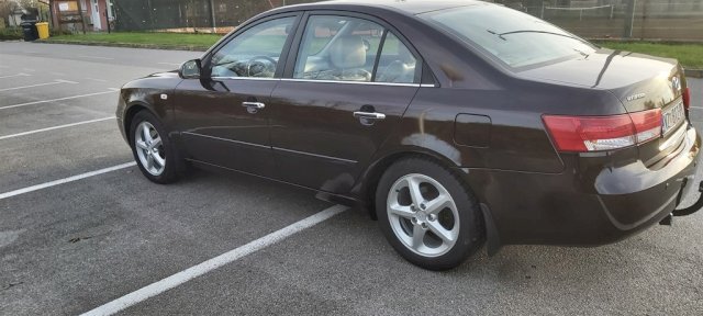 Hyundai Sonata 2.0 CRDI