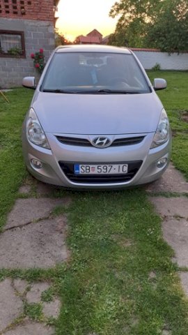 Hyundai i20