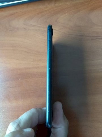 IPhone 7 128gb i IPhoneSE 16gb