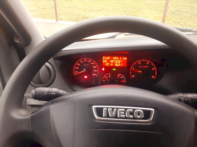 IVECO DAILY DUPLA KABINA 70 C 17