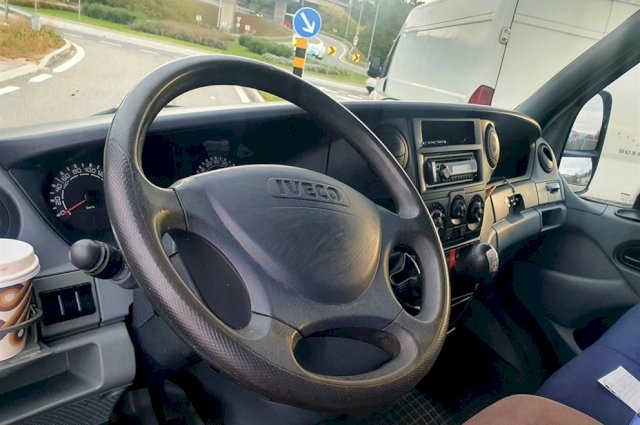 Iveco Daily 2.3 Hpt prvi vlasnik