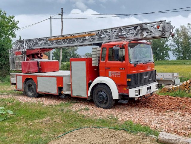 Iveco Magirus auto košara 30m