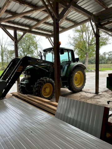 John Deere 6330