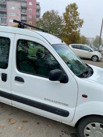 KANGOO ODLIČAN SAMO 25OOOO km